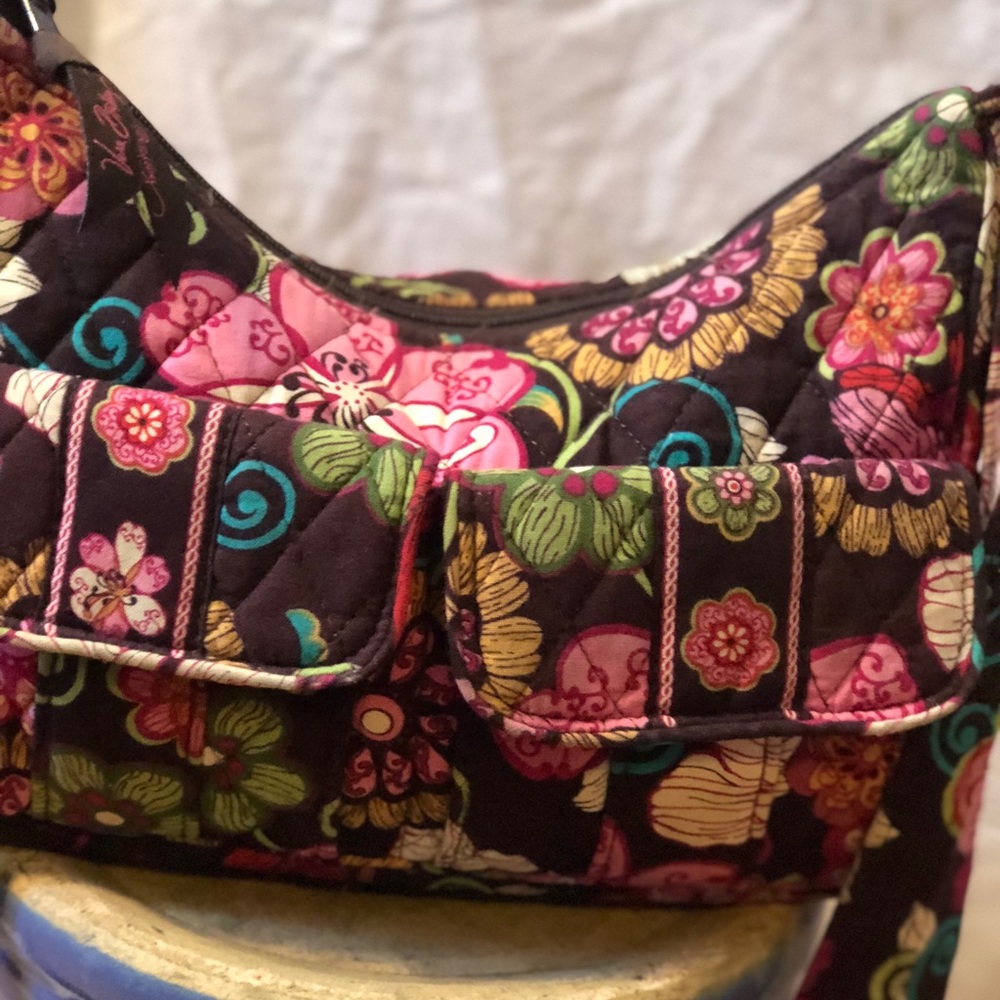VERA BRADLEY CROSSBODY MESSENGER STYLE PURSE BAG